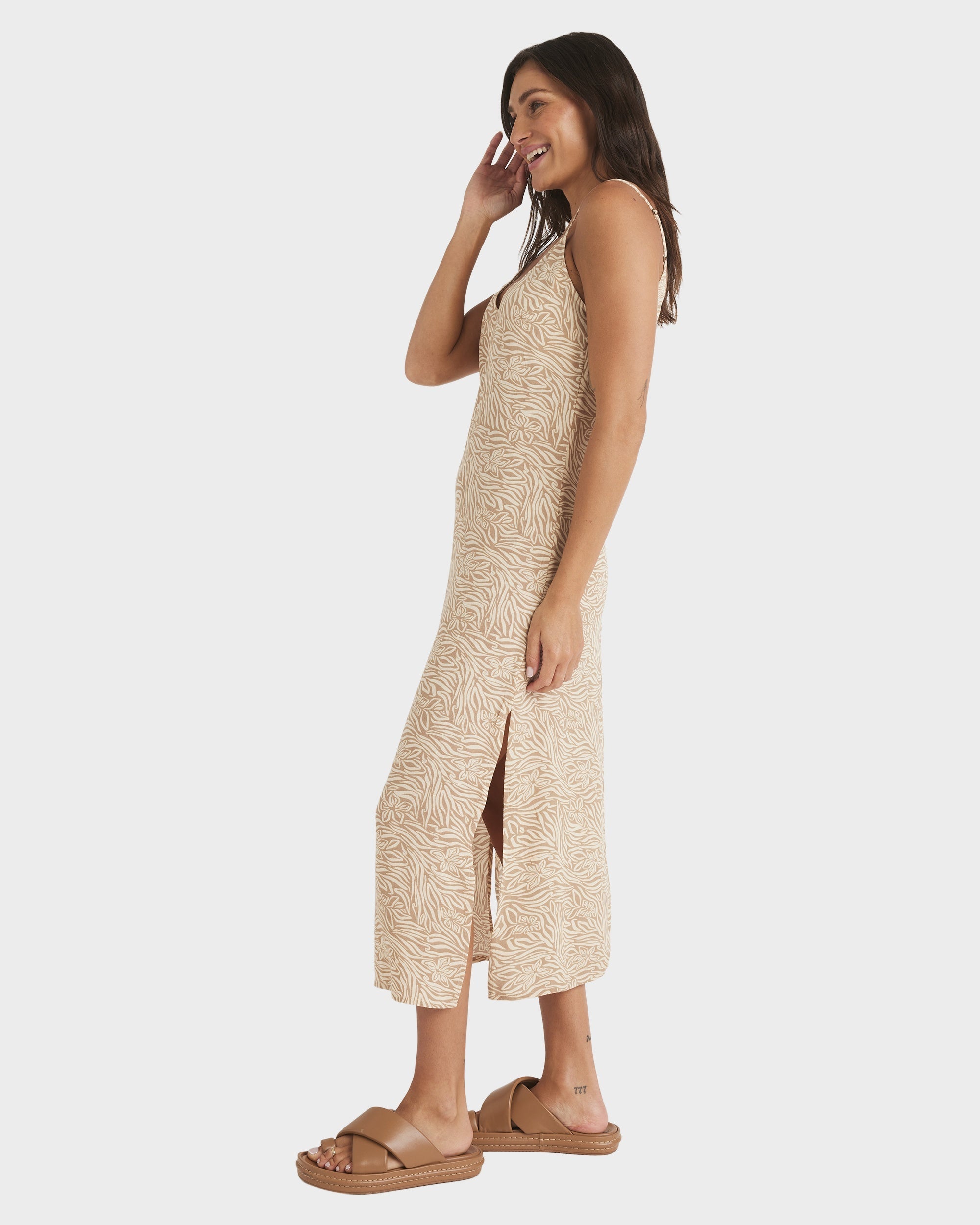 Womens Gone WIld Stay Sunny Midi Dress