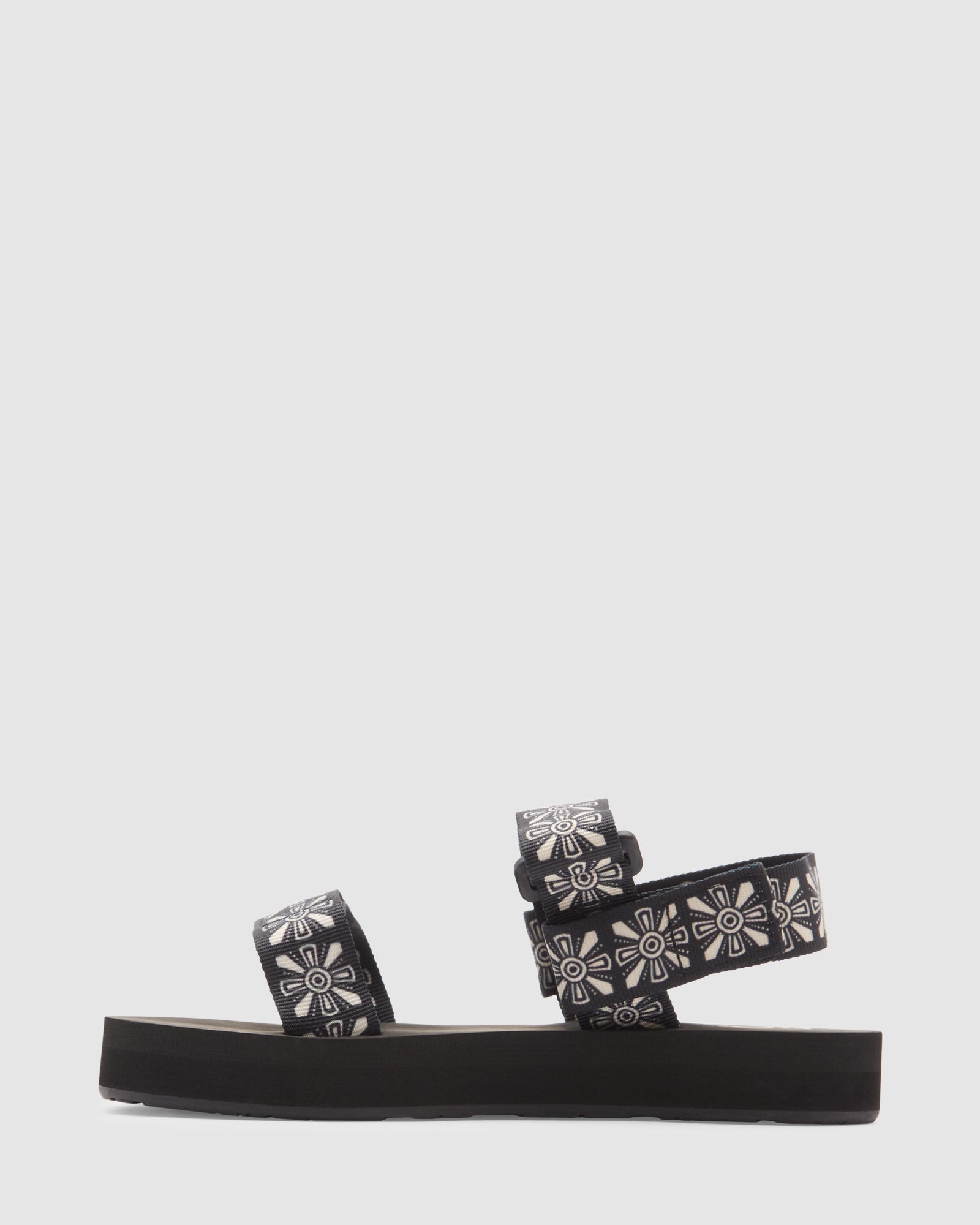 Womens Roxy Cage Sandals