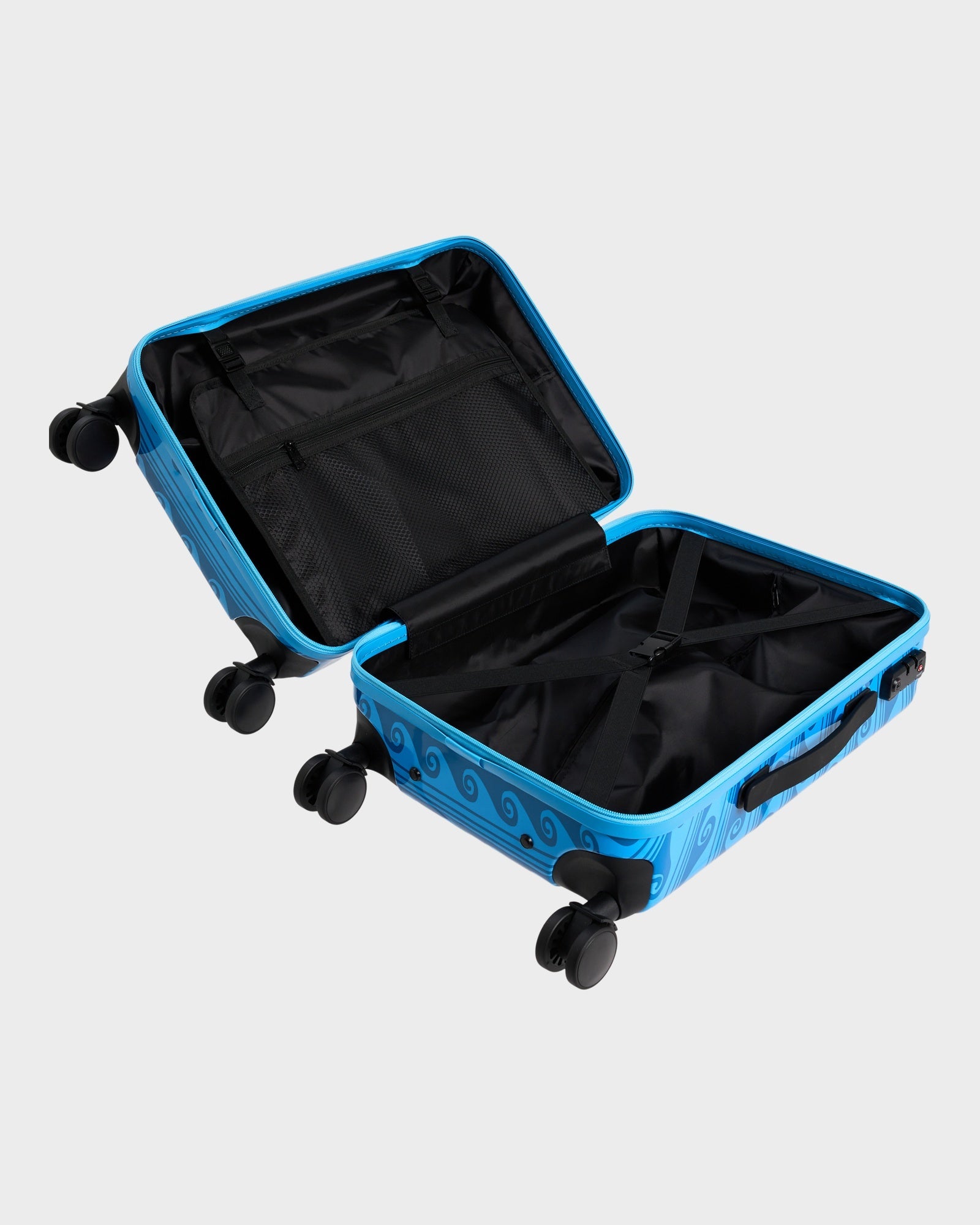 Womens Like A Seashell 39L Roller Suitcase