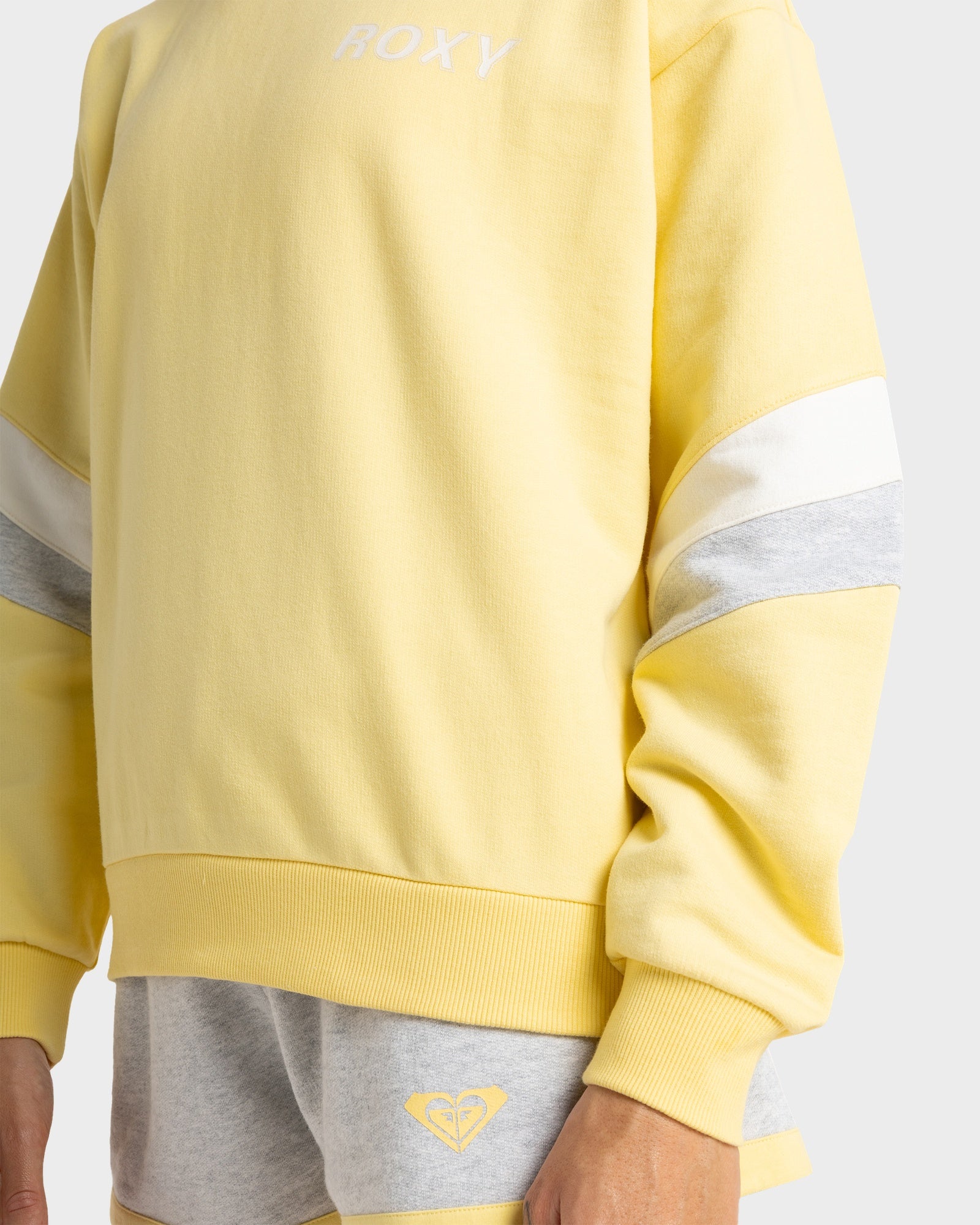 Womens Essential Energy Crew Neck