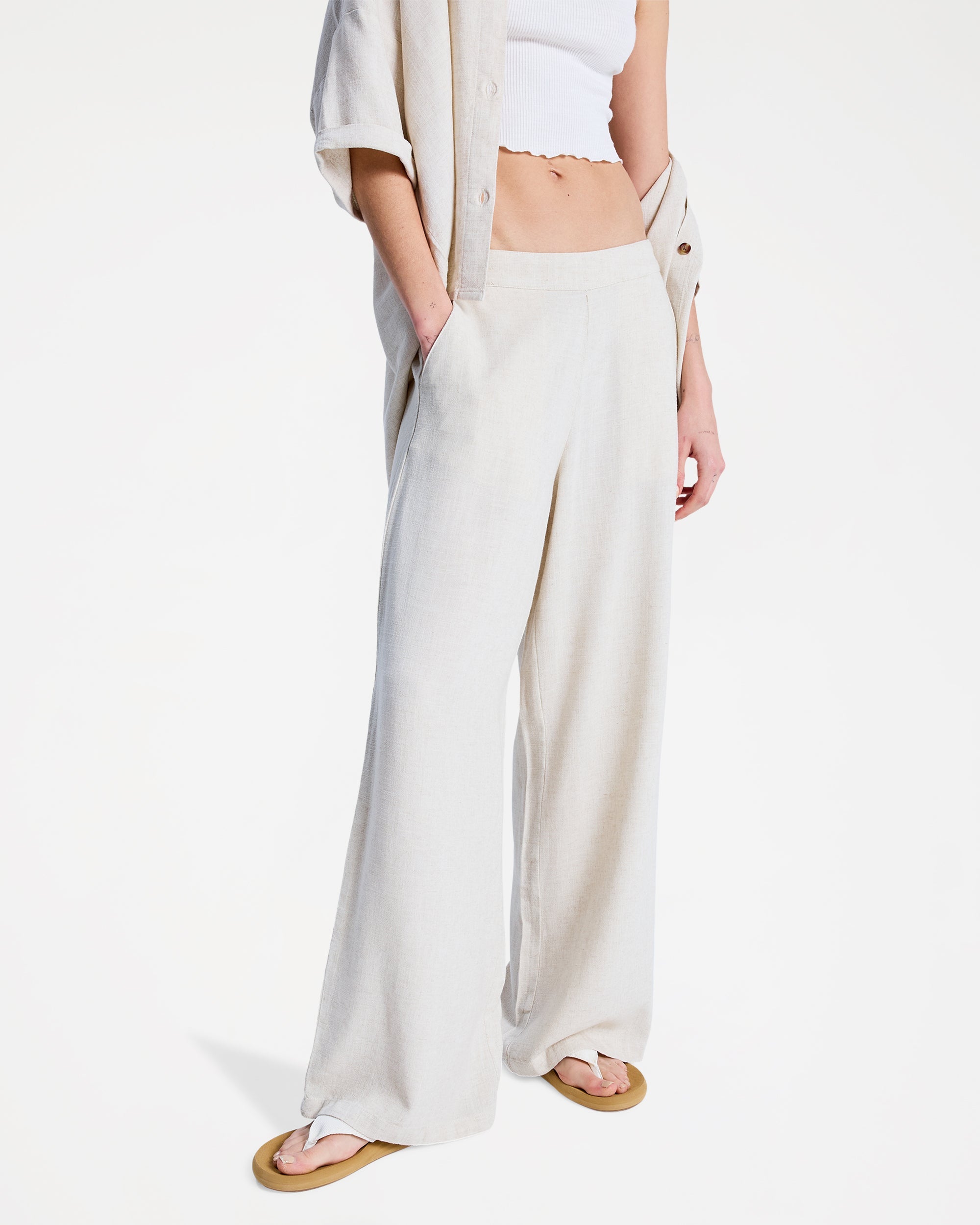 Womens Midnight Avenue Solid Pants