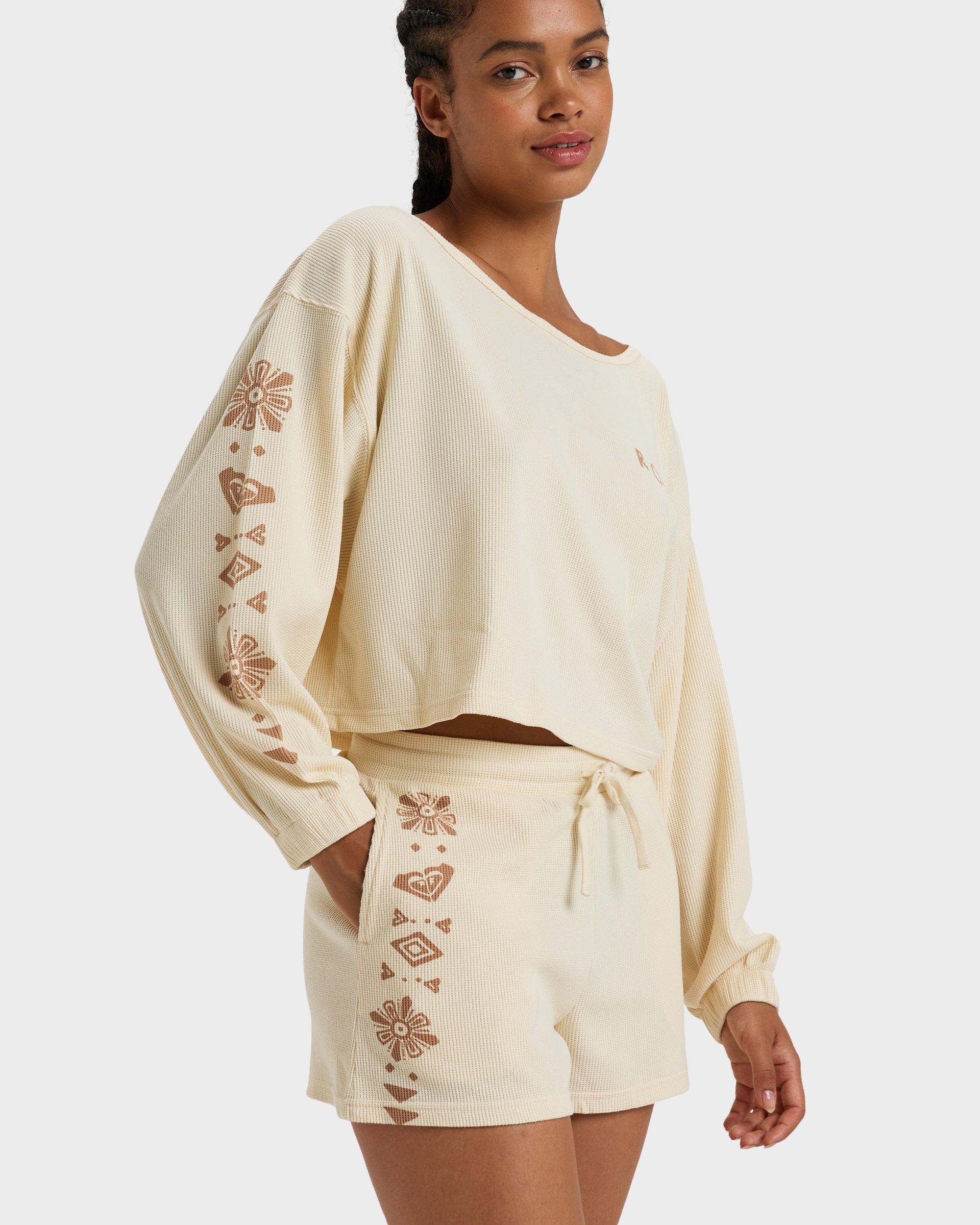 Womens Sandy Road Elastic Waist Shorts