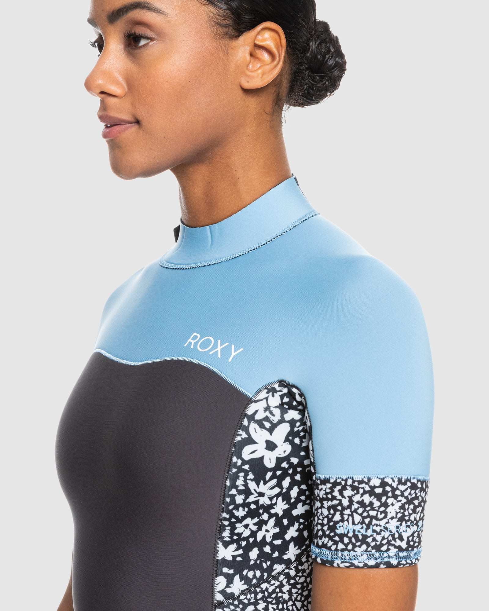 Womens 2mm Swell Series Short Sleeve Back Zip Springsuit