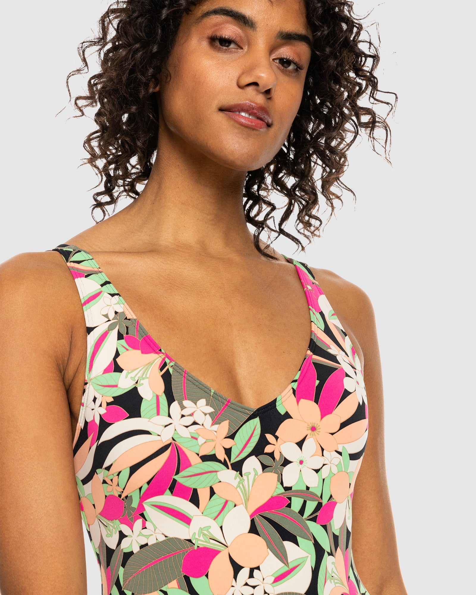 Womens Beach Classics High Leg One Piece Swimsuit