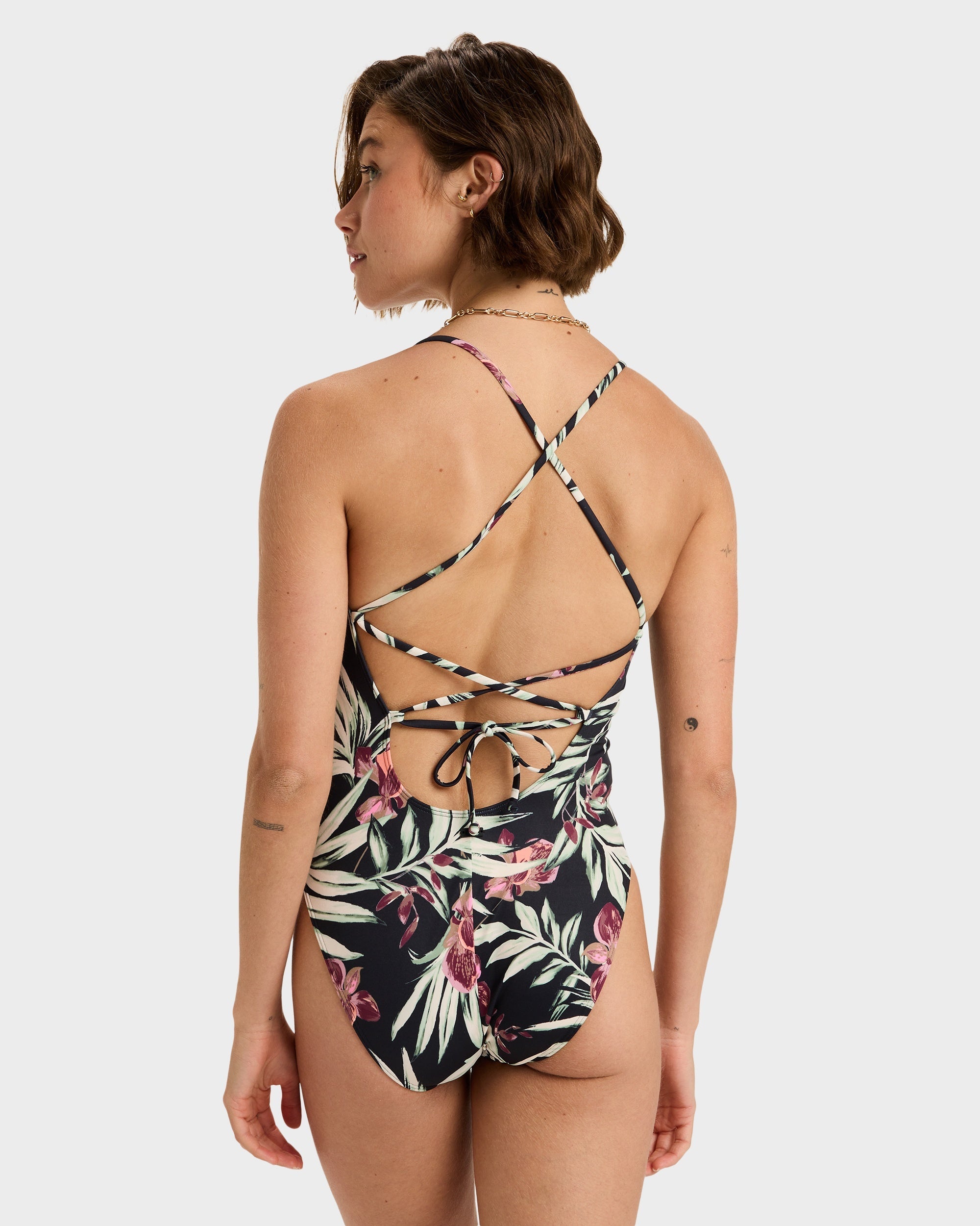 Womens Beach Clessics One Piece Swimsuit