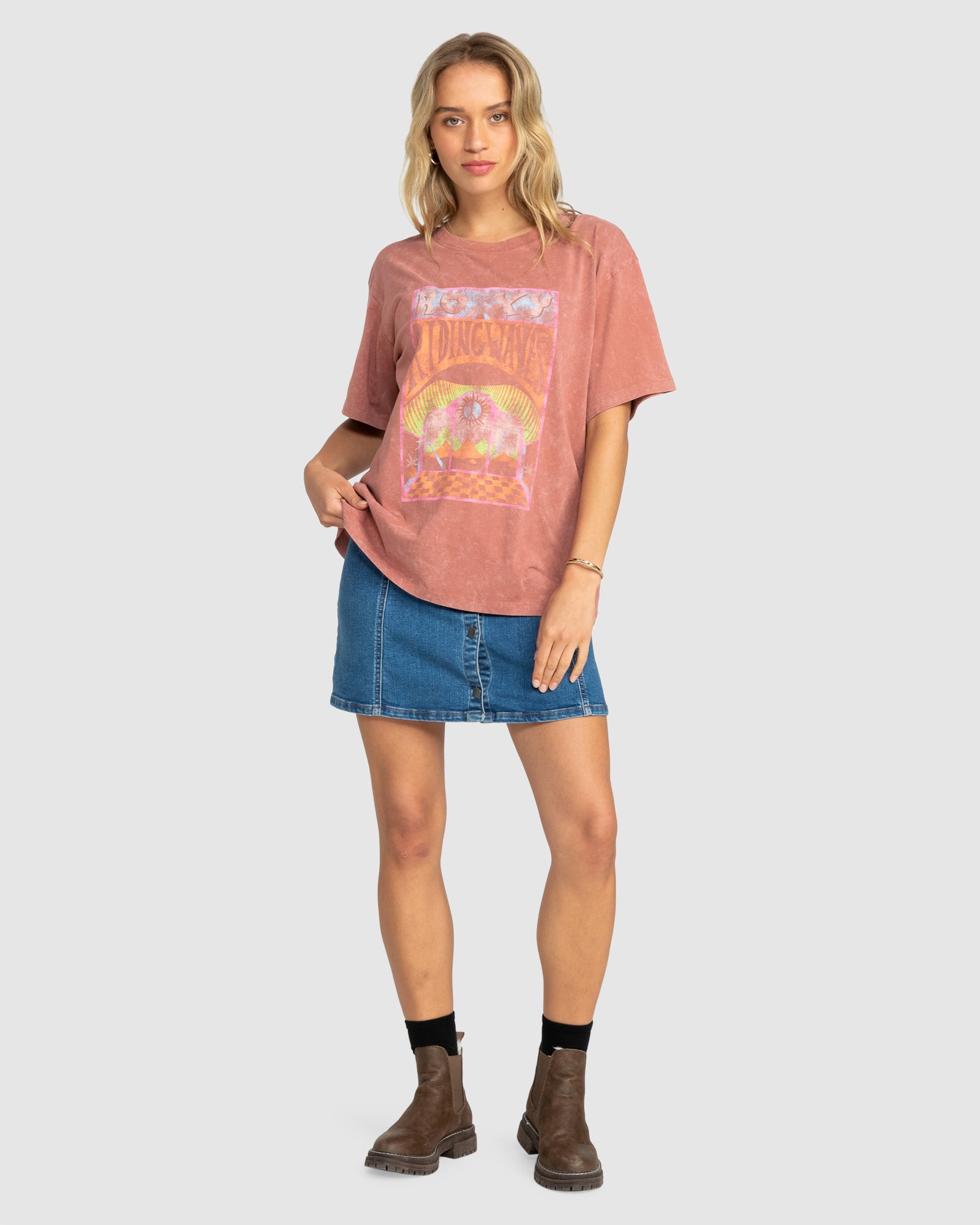 Womens Girl Need Love B T-Shirt