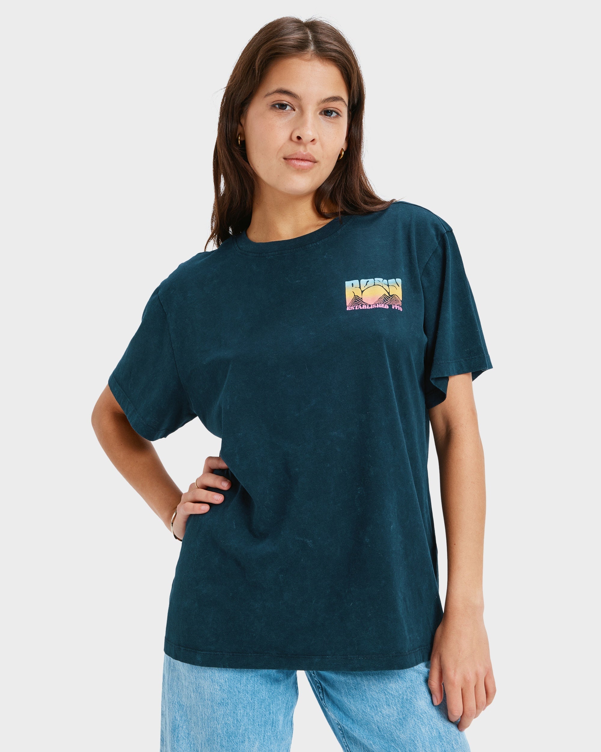 Womens Sunnyoversize Optic Wash T-Shirt