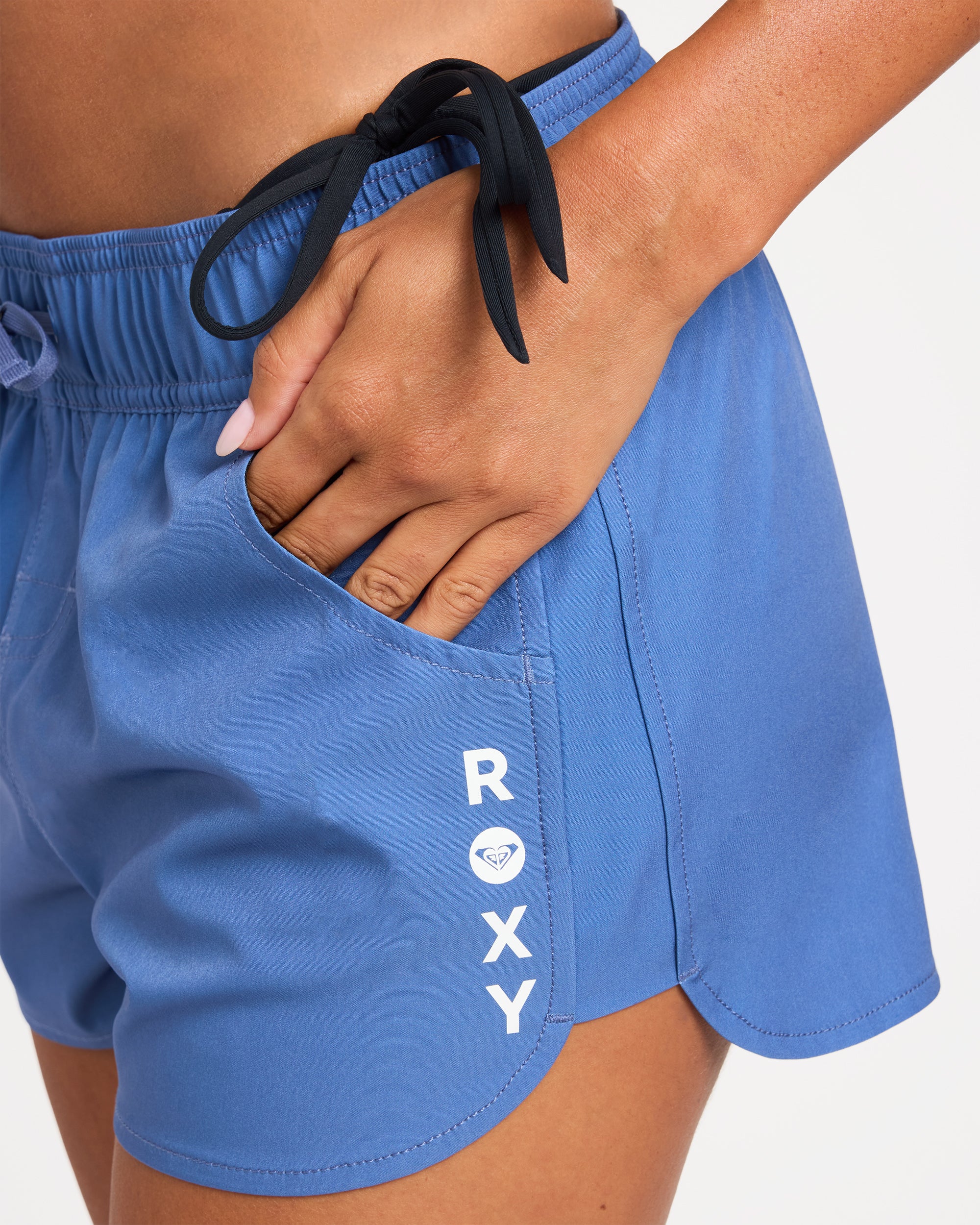 urjbs03024_roxy_bng0_dtl1