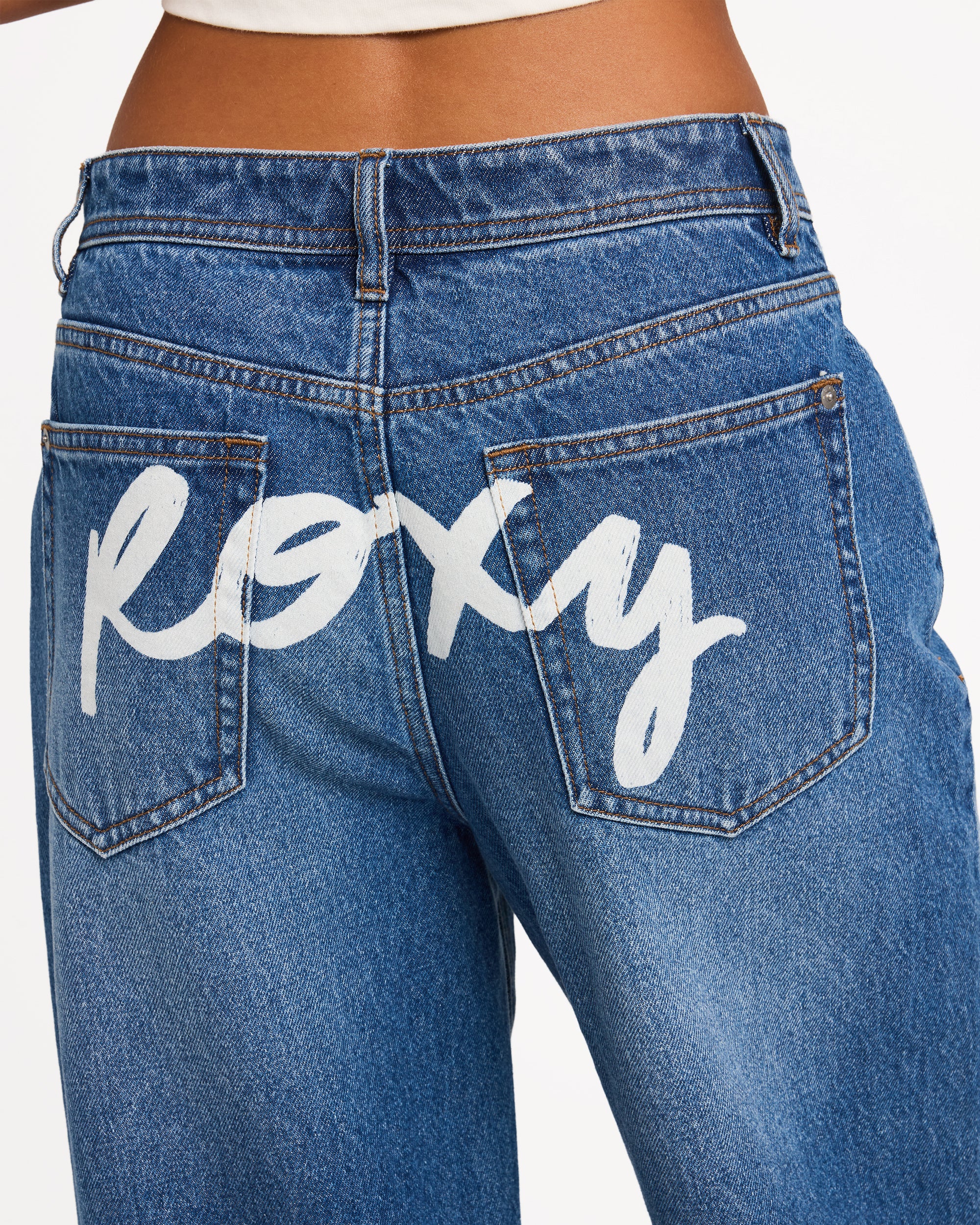 urjdp03010_roxy_blub_dtl1