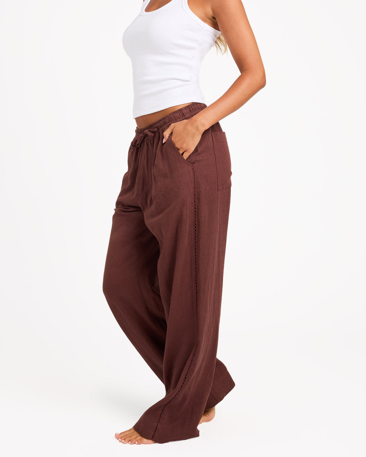 urjnp03079_roxy_rrz0_sd1