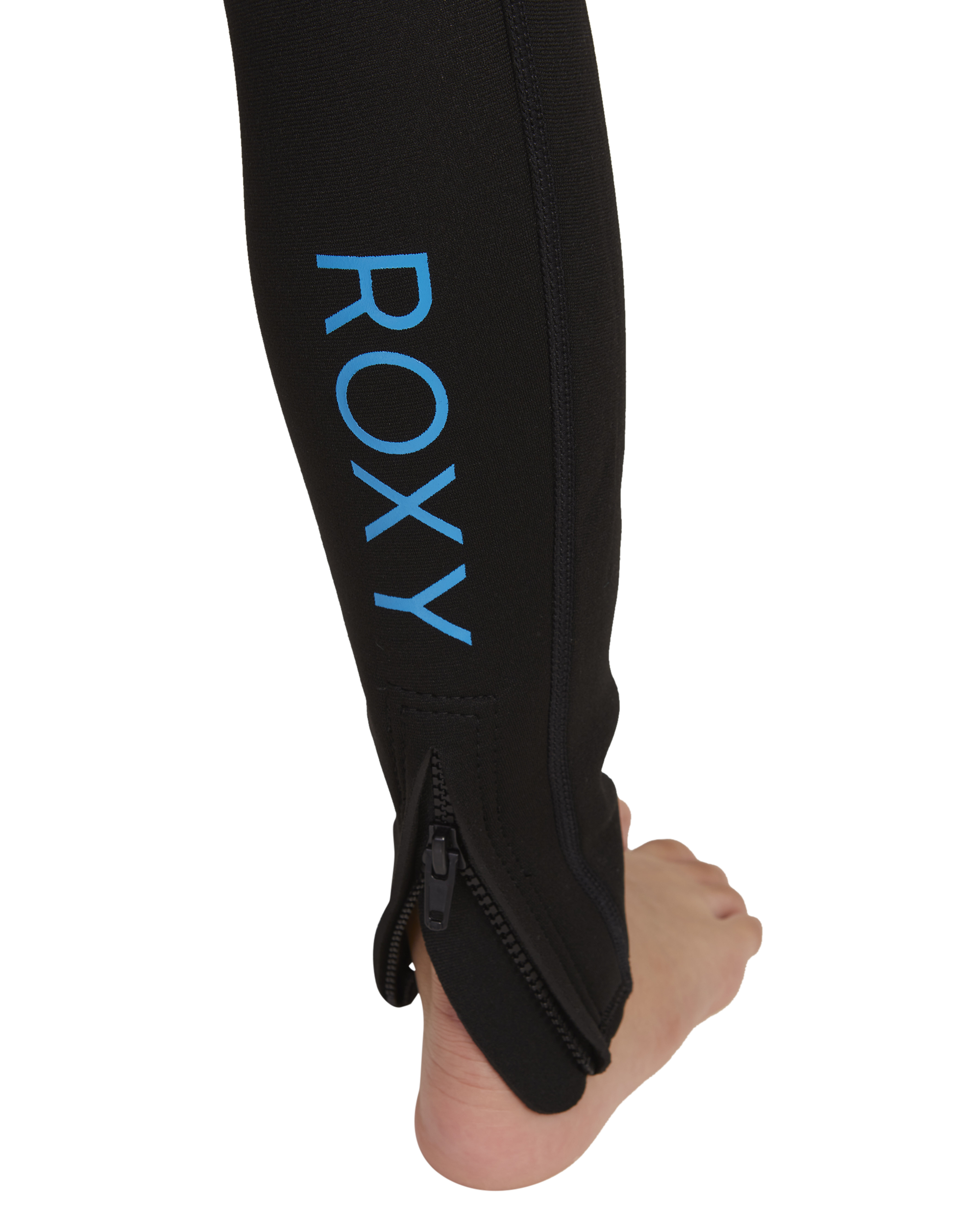 ergw103023_roxy_kvj0_dtl3
