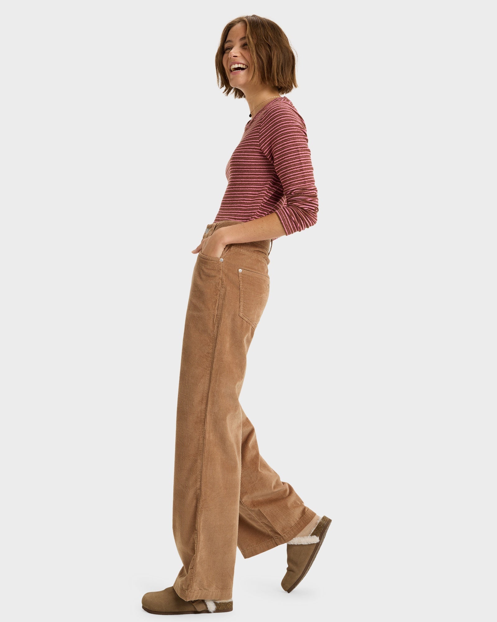 Womens Surf On Cloud Cord Pants