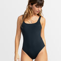 Womens Beach Classics Strappy One Piece Swimsuit