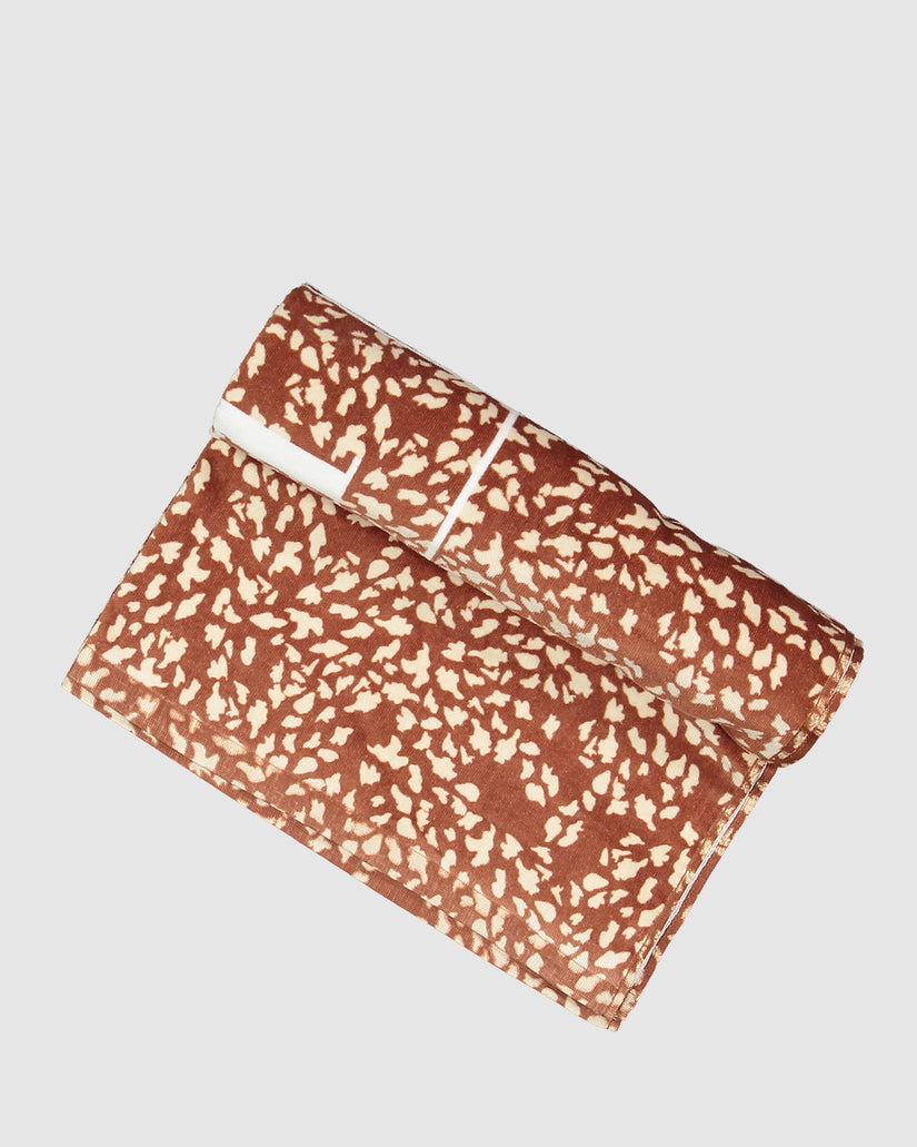 Womens Urban Landscape Towel
