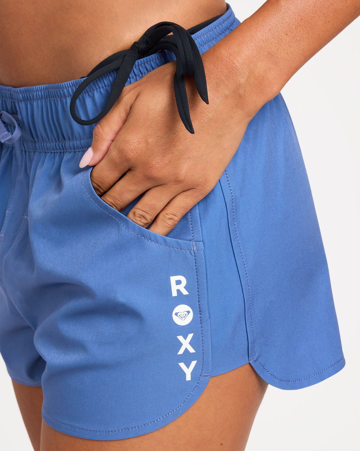 urjbs03024_roxy_bng0_dtl1
