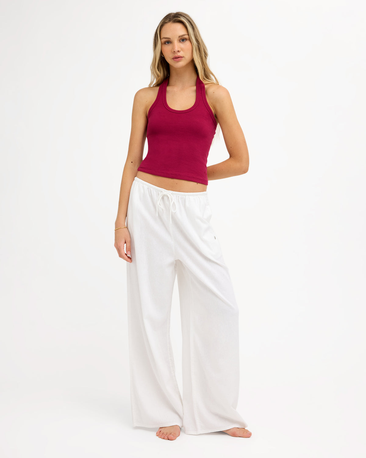urjnp03090_roxy_100_frt1