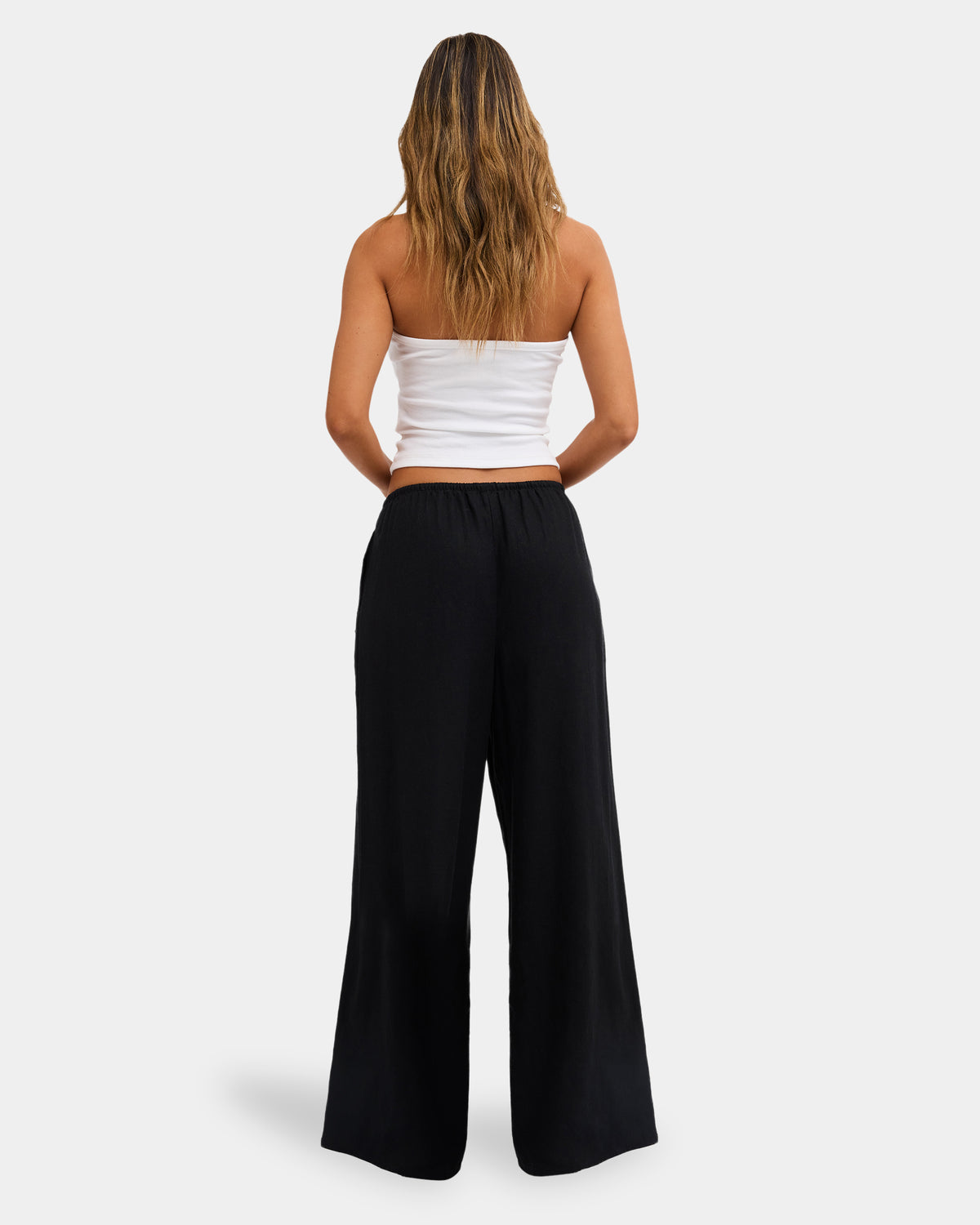 urjnp03090_roxy_blk_bck1