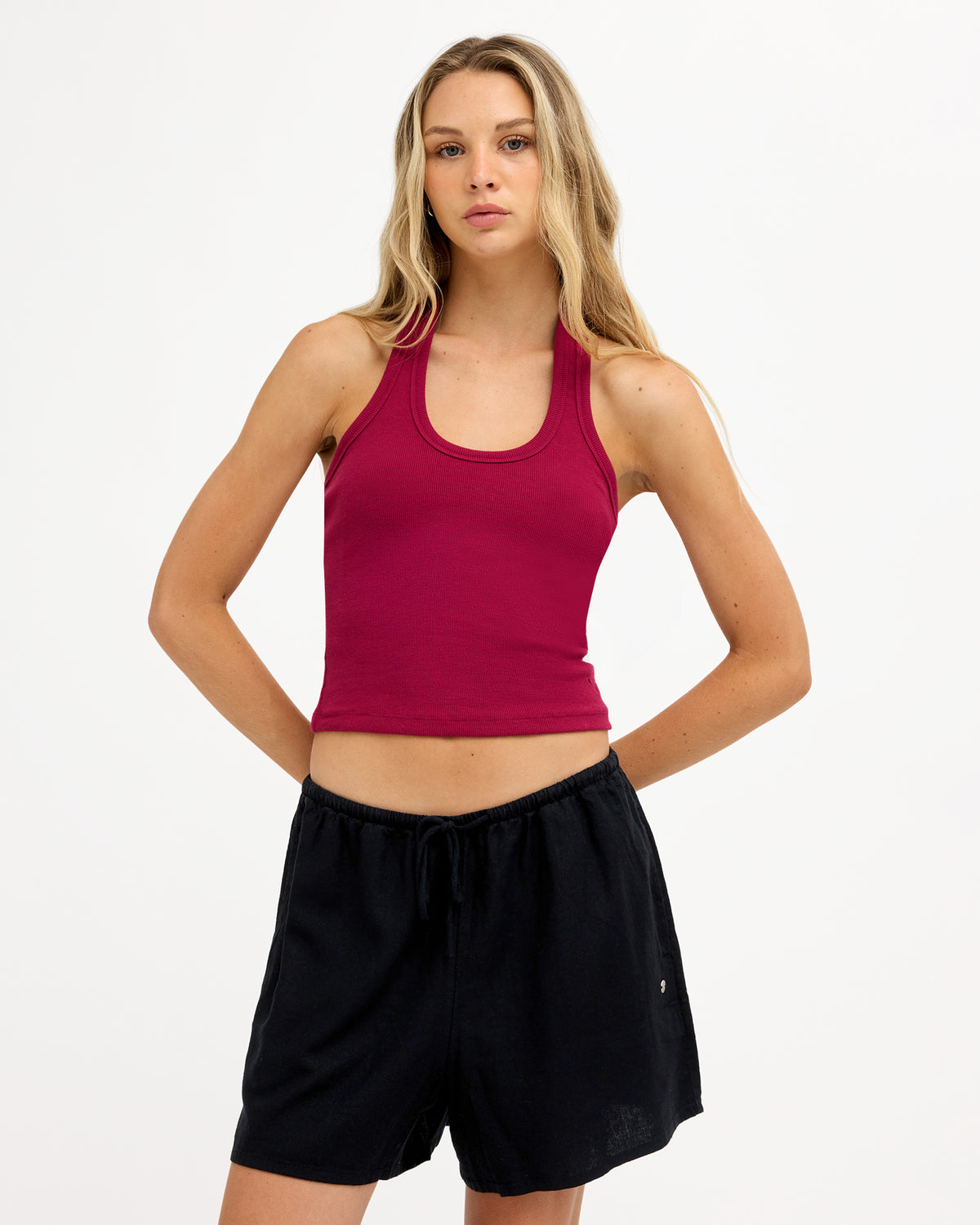 urjns03110_roxy_blk_frt1