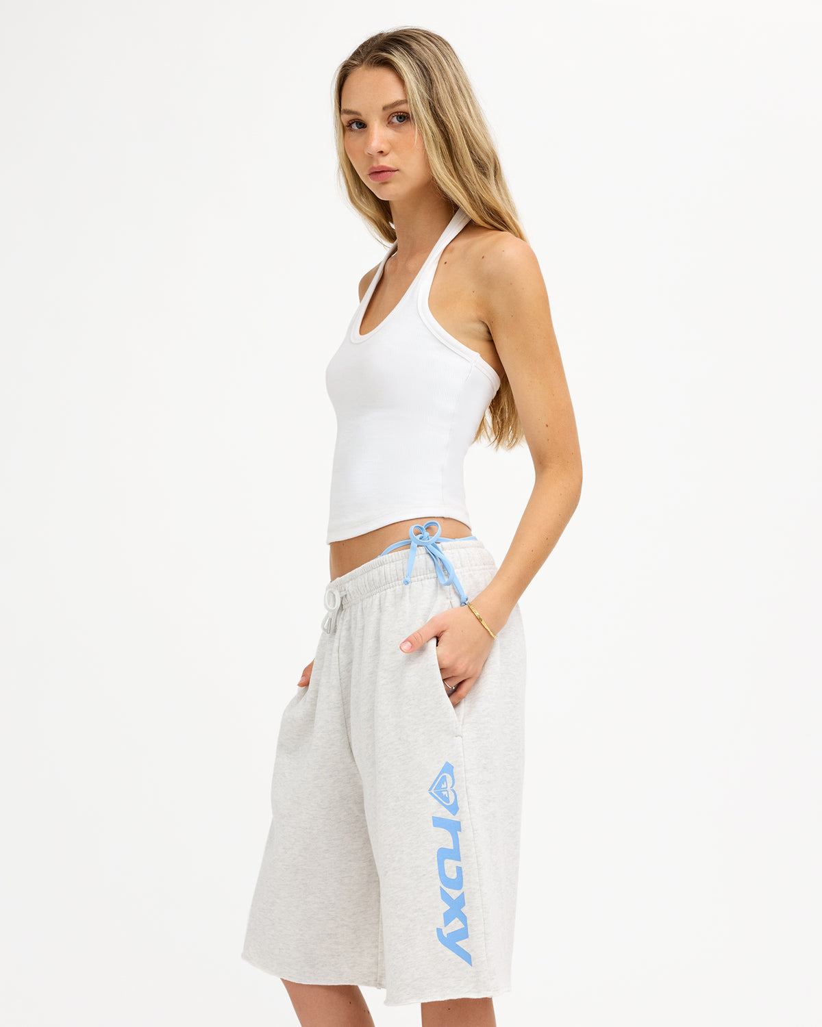 urjns03123_roxy_swm_sd1