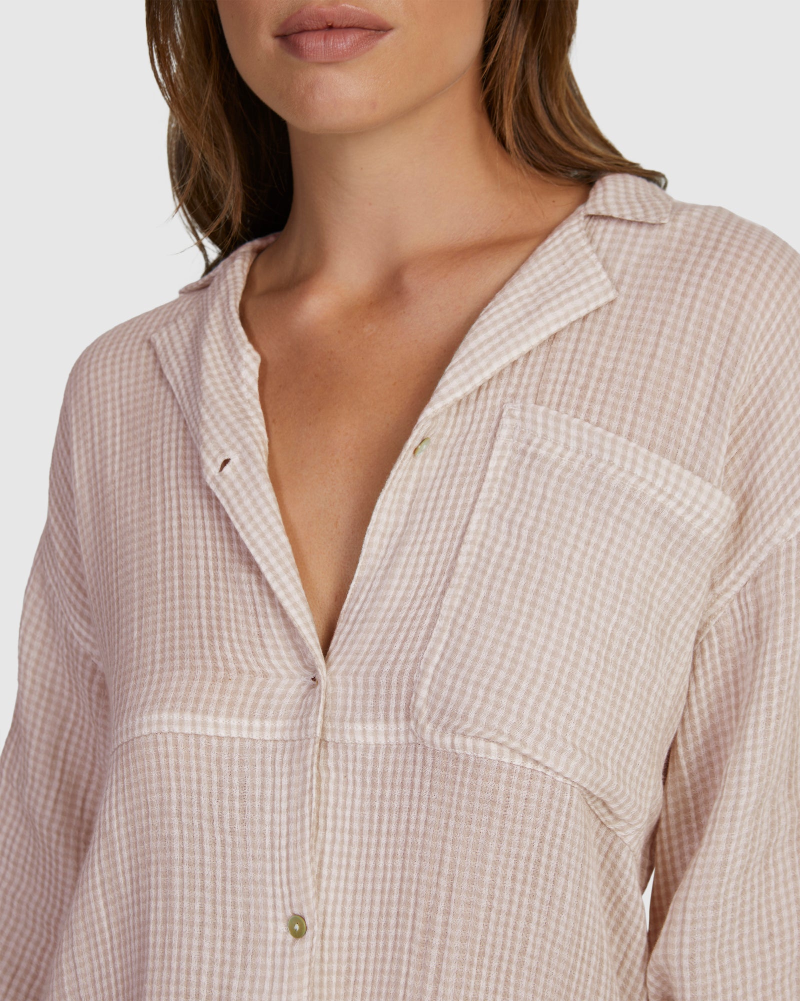 Womens Chasing Sun Days Long Sleeve Shirt